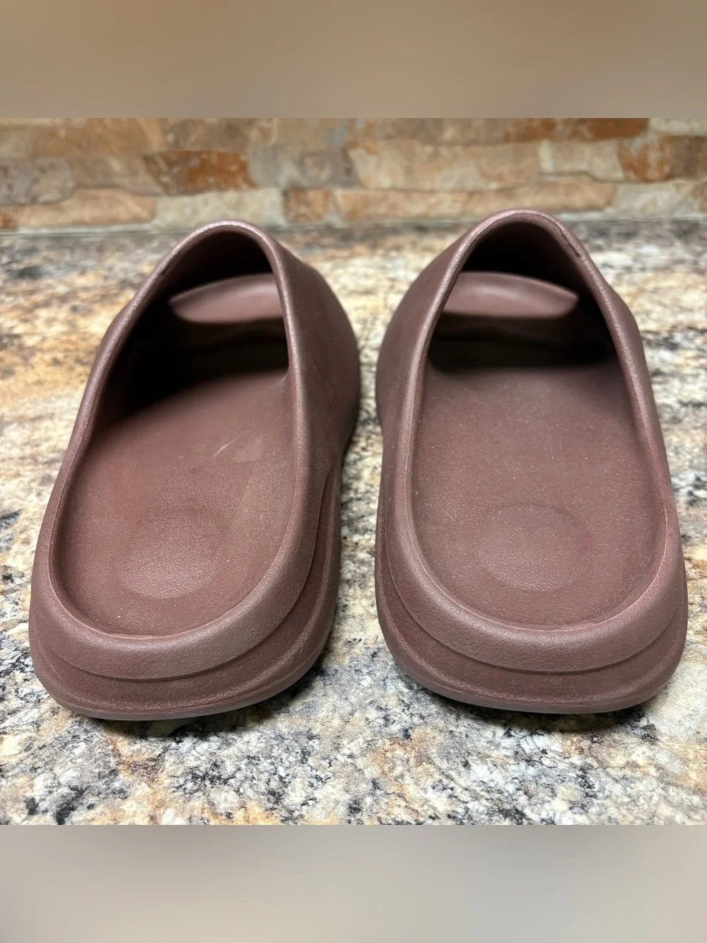 Yeezy YS-01 Fudge Slides Size 9